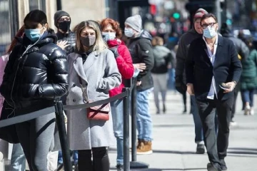 கனடாவில் சரியத் தொடங்கும் உயிரிழப்பு எண்ணிக்கை!