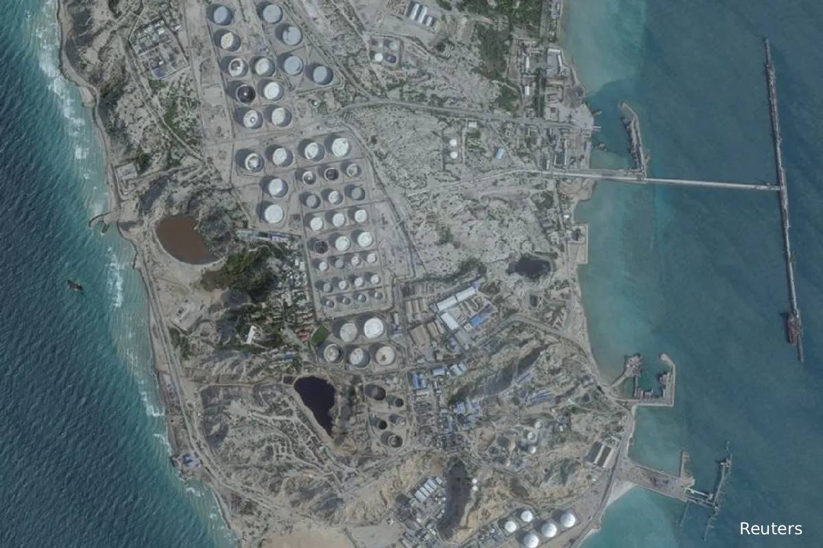 பிரித்தானிய பயணிகளுக்காக வெளியுறவு அலுவலகம் வெளியிட்டுள்ள புதிய பயண ஆலோசனை | Uk Foreign Office Travel Advice For Dubai Abudhabi