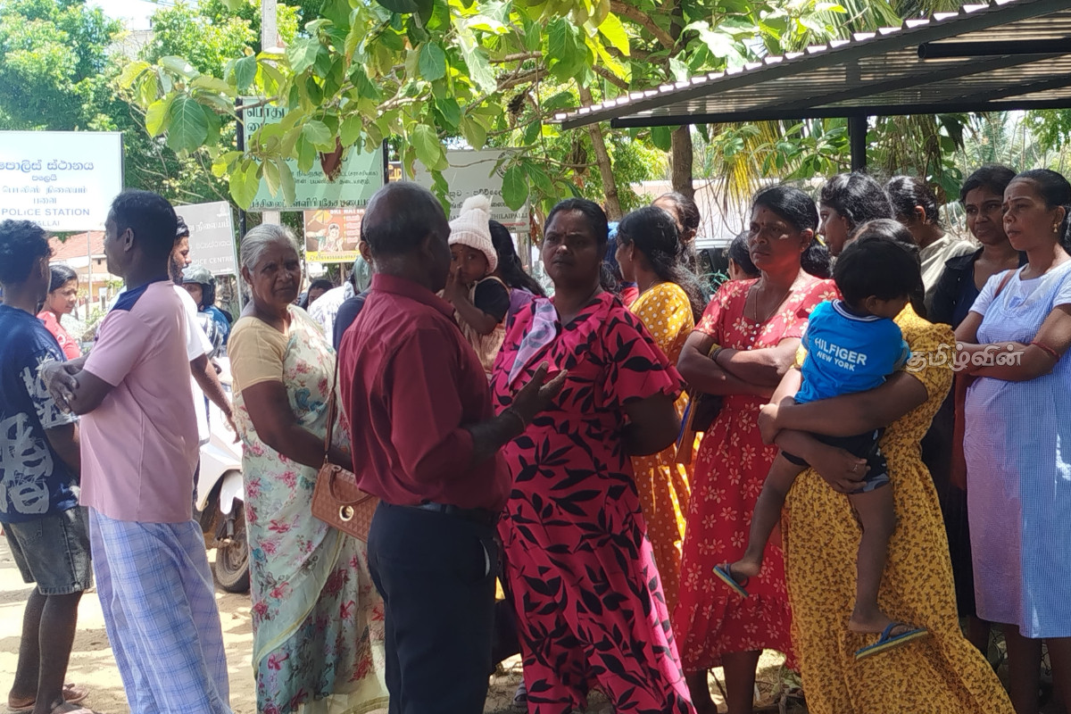 வண்ணான்கேணி வடக்கில் 50க்கும் மேற்பட்ட குடும்பங்கள் காணியின்றி தவிப்பு - அதிகாரிகளுக்கு அவசர கடிதம் | Land Issue For Over 50 People In Vannankeni North