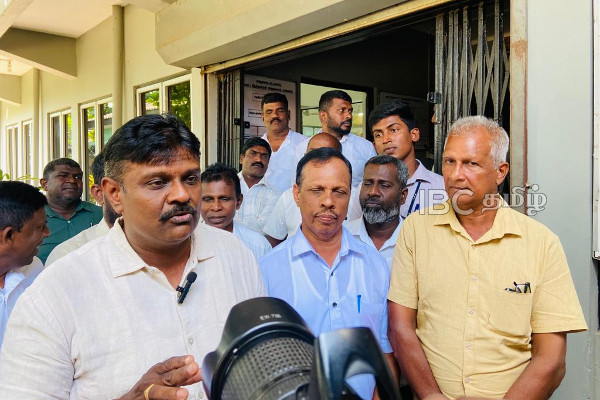 கூட்டமைப்பாக இணைந்து உள்ளூராட்சி மன்றங்களை கைப்பற்றுவோம்! | Mannar Tna Local Government Election Parliament