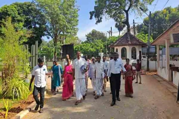 யாழில் கஜேந்திரகுமார் வேட்புமனு தாக்கல்