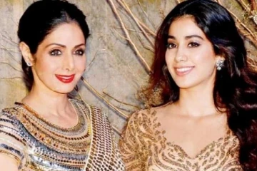 தங்க நிற உடையில் மறைந்த நடிகை ஸ்ரீதேவியின் மகள் நடிகை ஜான்வி கபூர்.. இணையத்தை பற்ற வைத்த போட்டோஷூட்