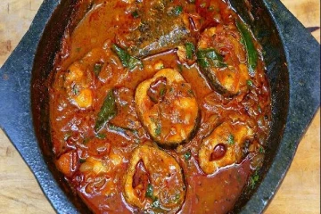 பார்த்தாலே பசி எடுக்கும் கிராமத்து ஸ்டைலில் விரால் மீன் குழம்பு... எப்படி செய்வது?