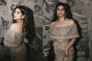 மினுமினுக்கும் உடையில் இளம் நடிகை கல்யாணி.. லேட்டஸ்ட் லுக்