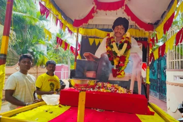 திலீபனின் திருவுருவப்படம் தாங்கிய ஊர்தி பவனி! மக்கள் உணர்வெழுச்சியுடன் அஞ்சலி(Video)