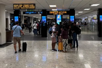 கட்டுநாயக்க விமான நிலையத்தில் வர்த்தகர் கைது!