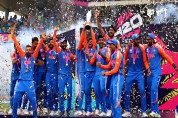 இந்திய அணிக்கு வழங்கப்பட்ட 125 கோடி ரூபாய்