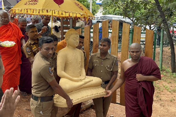 திருகோணமலை புத்தர் சிலை விவகாரம் : பொலிஸ் பாதுகாப்புடன் விசாரணை ஆரம்பம் | Trinco Buddha Statue Issue Investigation Begins