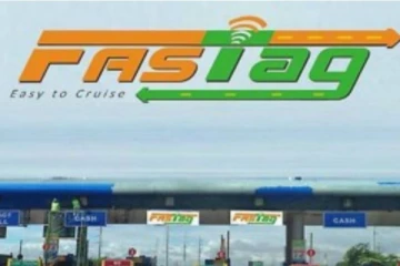 இந்தியாவில் அமுலுக்கு வந்த FastTag: தெரிந்து கொள்ள வேண்டிய முக்கிய தகவல்கள்