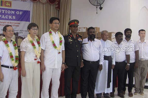 மன்னாரில் உலருணவு பொதிகள் வழங்கிவைத்த சீன தூதுவர் | Dry Food Given To Sri Lanka By Buddhists In China