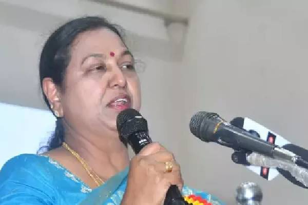 எவ்வளவோ துரோகிகளை பார்த்துட்டோம்.. விஜயகாந்த் இருந்தப்போதே.. பிரேமலதா ஆவேசம் | Vijayakanth Was Stabbed Back Says Premalatha