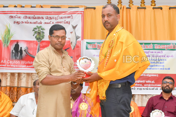 வடமாகாணத்தின் மனிதநேய ஊடகவியலாளர்கள் கௌரவிப்பு..!(படங்கள்) | Jaffna Honorary Event For Journalists