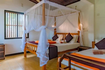 விடுதி ஒன்றில் பெண்ணுடன் தங்கியிருந்த குடும்பஸ்தர் மரணம்