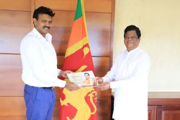 கிழக்கு மாகாணத்திற்கான தொடருந்து சேவை - போக்குவரத்து அமைச்சரிடம் வலியுறுத்தினார் செந்தில் தொண்டமான்..!