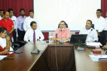 බැසිල් යළිත් පක්ෂය ශක්තිමත් කිරීමට පෙරමුණ ගනියි