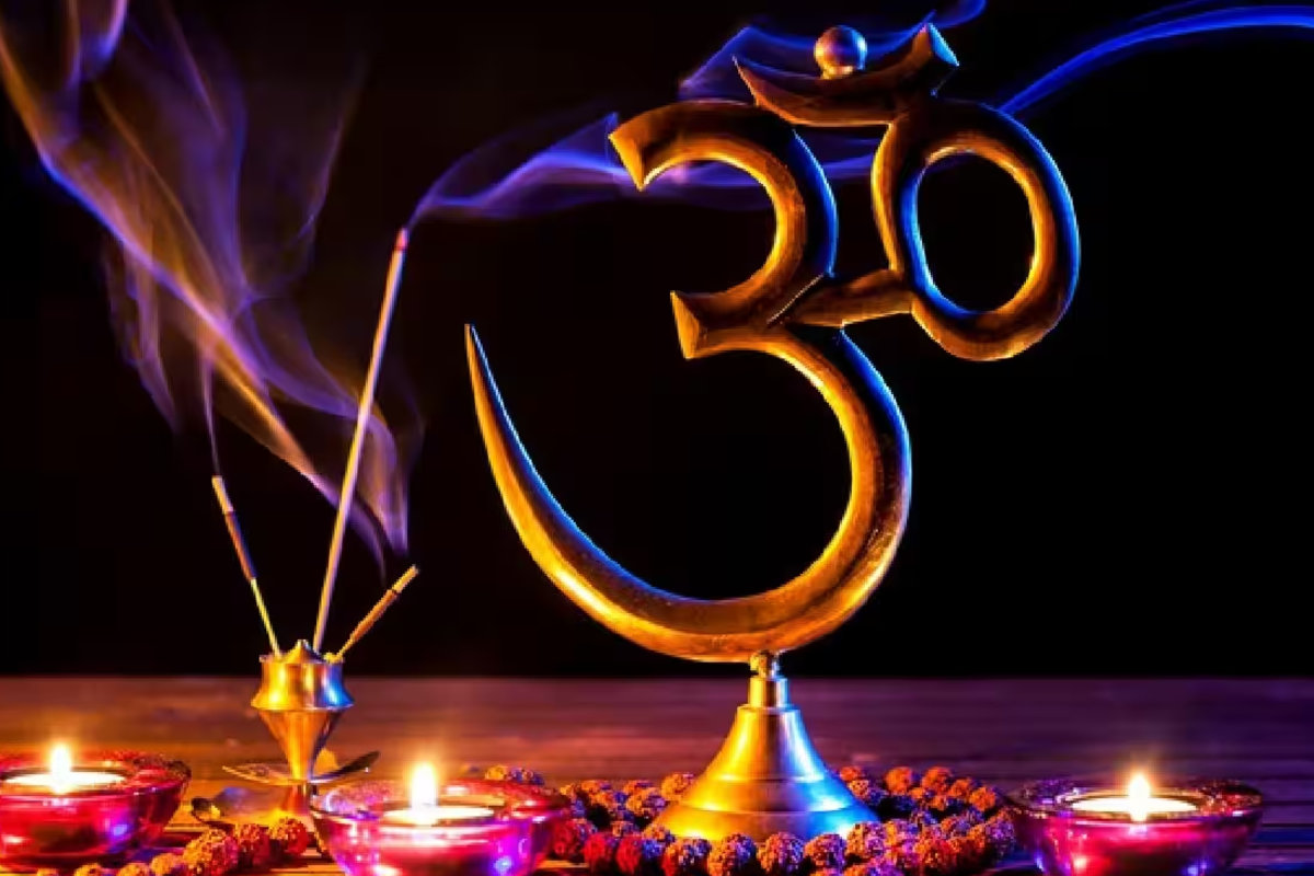 வீடுகளில் பிரச்சனை கடன் நெருக்கடியா ?இந்த எண்ணெயில் தீபம் ஏற்றி வழிபாடு செய்யுங்கள் | Benefits Of Lighting 4 Different Oil At Pooja வீடுகளில் பிரச்சனை கடன் நெருக்கடியா ?இந்த எண்ணெயில் தீபம் ஏற்றி வழிபாடு செய்யுங்கள் | Benefits Of Lighting 4 Different Oil At Pooja