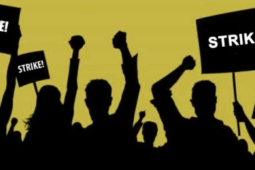 පිරිසක් සංකේත වැඩ වර්ජනයකට සැරසෙයි.