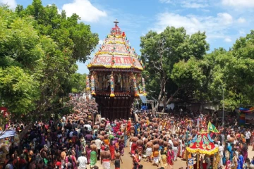 கோலாகலமாக இடம்பெற்ற மாவட்டபுரம் கந்தசாமி ஆலய தேர்த்திருவிழா