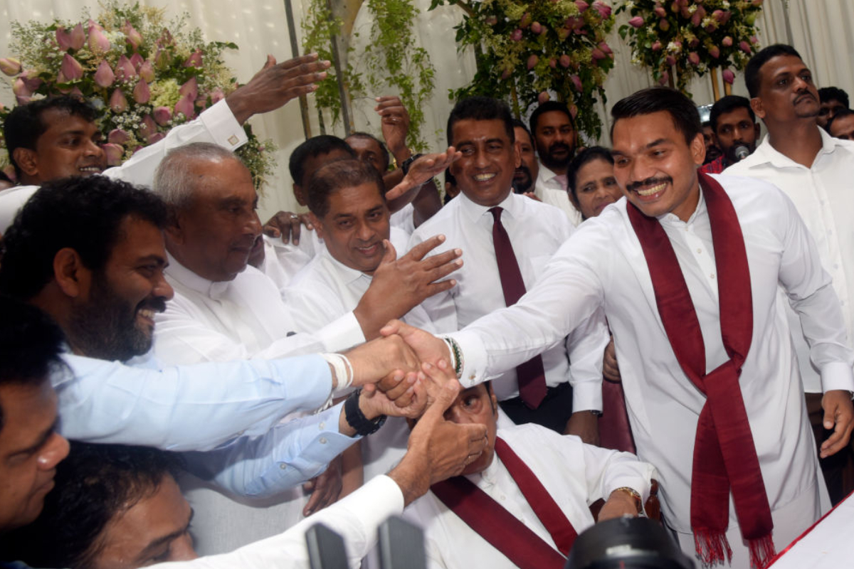 மகிந்தவையும் விமர்சிக்கும் நாமல் ராஜபக்ச... | Namal Rajapaksa To Go To Prison In A Few Days