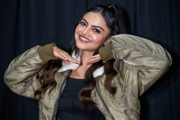 மாடர்ன் லுக்கில் கலக்கும் சூப்பர் சிங்கர் பூஜா வெங்கட்!! புகைப்படங்கள்..