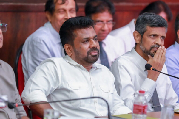 பாதிக்கப்பட்ட மக்களை மீட்டெடுக்க தேவையான முக்கிய யுக்தி.. ஜனாதிபதி வலியுறுத்து | President Anura Kumara Speech In Kandy பாதிக்கப்பட்ட மக்களை மீட்டெடுக்க தேவையான முக்கிய யுக்தி.. ஜனாதிபதி வலியுறுத்து | President Anura Kumara Speech In Kandy