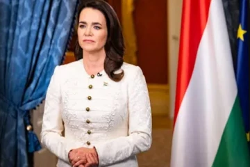 பதவி விலகிய ஹங்கேரிய நாட்டு ஜனாதிபதி