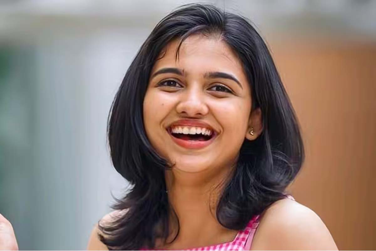 புதிய கார் வாங்கியது என்ன குற்றமா? நடிகை மமிதா பைஜு ஆவேசம் | Actress Mamitha Baiju Reacts New Car Indignantly புதிய கார் வாங்கியது என்ன குற்றமா? நடிகை மமிதா பைஜு ஆவேசம் | Actress Mamitha Baiju Reacts New Car Indignantly