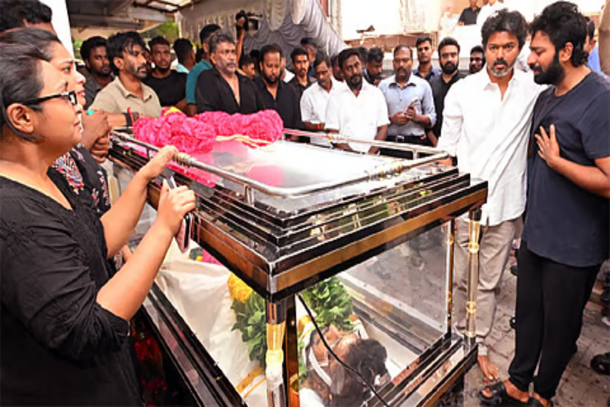 நினைவுகளை பகிர்ந்ததில் சில விமர்சனங்கள் - பாக்கியராஜ் மறைவில் பார்திபன் உருக்கம் | Parthiban Emotional Post About Bhagyaraj Death நினைவுகளை பகிர்ந்ததில் சில விமர்சனங்கள் - பாக்கியராஜ் மறைவில் பார்திபன் உருக்கம் | Parthiban Emotional Post About Bhagyaraj Death