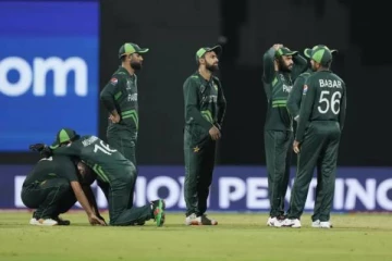 ஊசலாடும் பாகிஸ்தானின் உலகக்கோப்பை கனவு! இதெல்லாம் நடந்தால் மட்டுமே அரையிறுதி சாத்தியம்