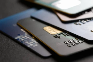 ක්‍රෙඩිට් කාඩ්පත් ගැන මහ බැංකුව කියන දේ..