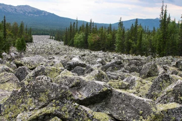 கண்களுக்கு தண்ணீர் தெரியாத விசித்திர நதி! ரஷ்யாவில் ஒரு இயற்கை அதிசயம்