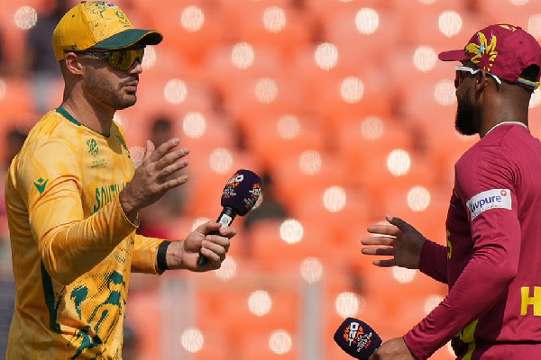 அரைச்சதத்தை தவறவிட்ட ஜேசன் ஹோல்டர் | West Indies Vs South Africa