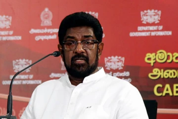 කෙහෙලිය රඹුක්වැල්ල මහතාට කල් ඉකුත් වූ විදුලි බිල් ගෙවන ලෙස  දැනුම් දෙයි..