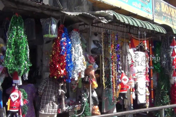 சூடு பிடித்துள்ள பண்டிகைக்கால வியாபாரம் | Christmas Shopping Celebration In Manner சூடு பிடித்துள்ள பண்டிகைக்கால வியாபாரம் | Christmas Shopping Celebration In Manner