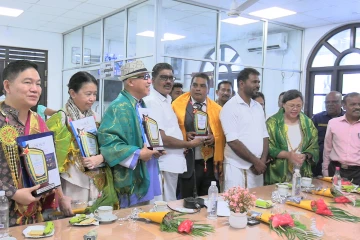 ஆசிய நாடுகளை சேர்ந்த தூதுவர்கள் மட்டக்களப்பு மாநகரசபைக்கு விஜயம்