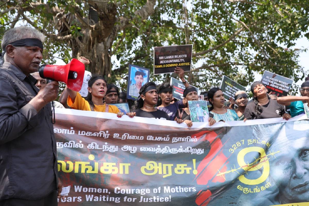 மாகாண அதிகாரங்களை நாங்களாகவே மத்திய அரசுக்குத் தாரைவார்க்கக் கூடாது! சுமந்திரன் அறிவுறுத்து | Provincial Powers To The Central Government மாகாண அதிகாரங்களை நாங்களாகவே மத்திய அரசுக்குத் தாரைவார்க்கக் கூடாது! சுமந்திரன் அறிவுறுத்து | Provincial Powers To The Central Government