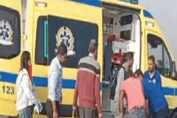 வெளிநாடொன்றில் இடம்பெற்ற பயங்கர விபத்து: 35 பரிதாபமாக உயிரிழப்பு! | Multi Car Crashes In Egypt Highway 32 People Death