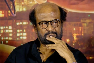 கவர்ச்சி நடிகையுடன் ரகசிய உறவில் இருந்த ரஜினிகாந்த் - பிரபலம் வெளியிட்ட பகீர் தகவல்!