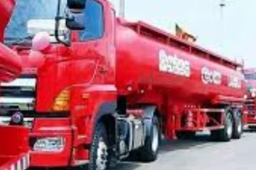 අද දින ඉන්ධන බෙදා හැරීම සිදුවන්නේ මෙහෙමයි..