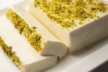 நாவில் வைத்தால் கரையக்கூடிய மில்க் புட்டிங் ரெசிபி