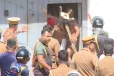 යළි නොසන්සුන් වූ මීගමුව බන්ධනාගාරයේ ගැටුමෙන් 25කට තුවාල