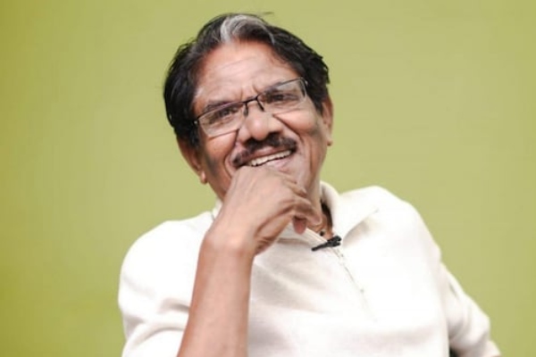 பணம் இல்லை.. உதவ வராத உறவுகள்! மருத்துவமனையில் தவித்த பாரதிராஜாவின் மருத்துவ செலவை ஏற்றுக்கொண்ட பிரபலம்