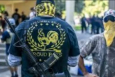 பயங்கரவாத அமைப்புகளின் பட்டியலில் ‘பிரவுட் பாய்ஸ்’ குழுவை சேர்க்க பரீசிலணை!