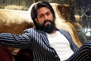 கே.ஜி.எப் யாஷின் சிறு வயது புகைப்படத்தை பார்த்துள்ளீர்களா.. இதோ பாருங்க