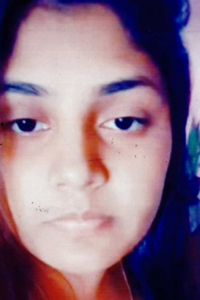 காணாமல் போன யுவதியை கண்டுபிடிக்க மக்களின் உதவியை நாடும் பொலிஸார் | Public Help Sought To Find Missing 21 Yr Old Girl