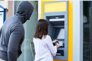 பணப் பரிமாற்று இயந்திரத்தில் கொள்ளை