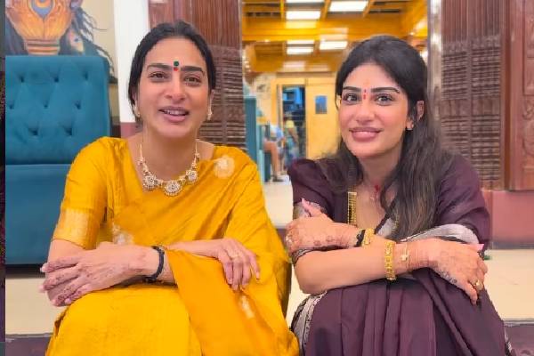 48 வயதில் இரண்டாம் திருமணமா!! சுரேகா வாணிக்காக போராடும் மகள்.. | Supritha Plans 2Nd Marriage Of Her Mother Surekha