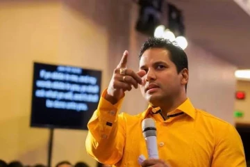 தேரரிடம் மன்னிப்பு கோரிய போதகர் ஜெரோமின் பெற்றோர்