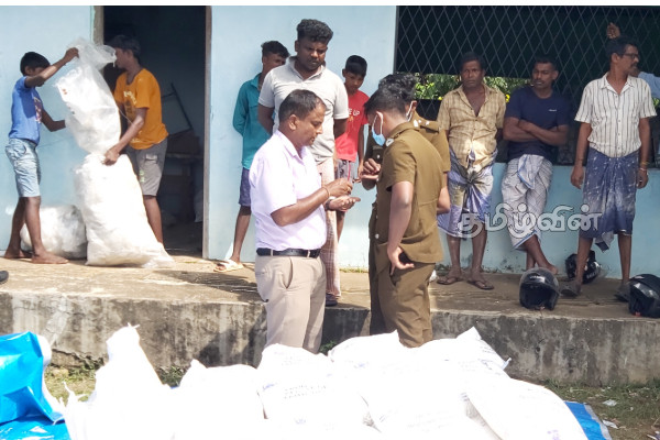 இந்திய அரசாங்கத்தால் நிவாரணமாக வழங்கப்பட்ட அரிசி:வவுனியாவில் விசாரணை ஆரம்பம்(Photos) | Rice Indian Government Investigation Vavuniya