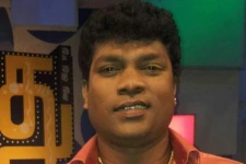 கண் கலங்கி அழவைத்த வீடியோ! மேடையில் கண்ணீர் விட்ட நபர்! ஒன்று கூடிய பிரபலங்கள்!